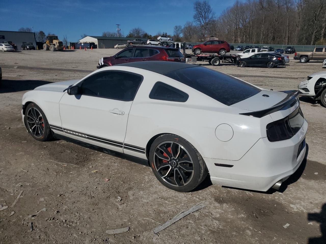 2014 Ford Mustang - Image 2