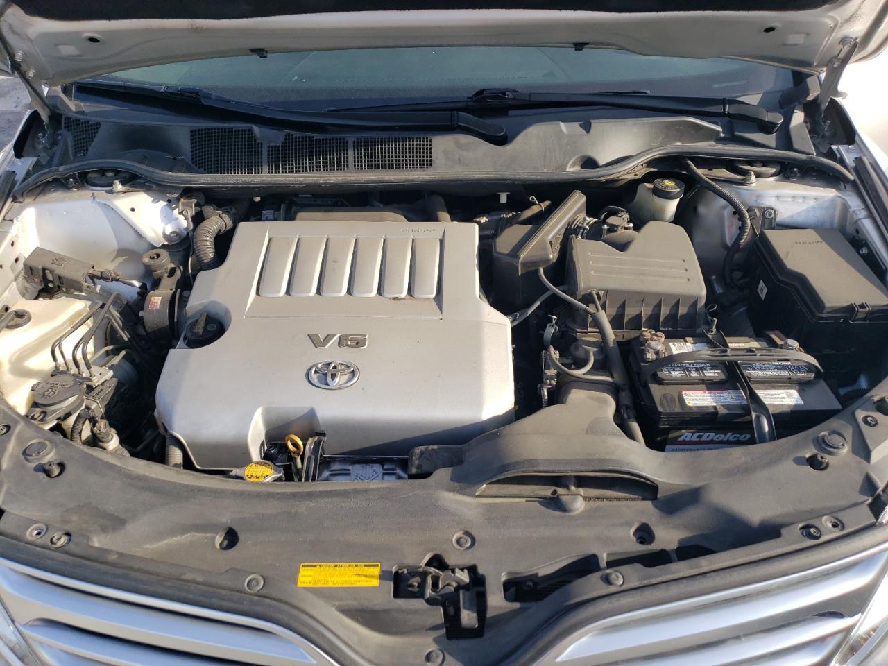 2011 Toyota Venza - Image 13