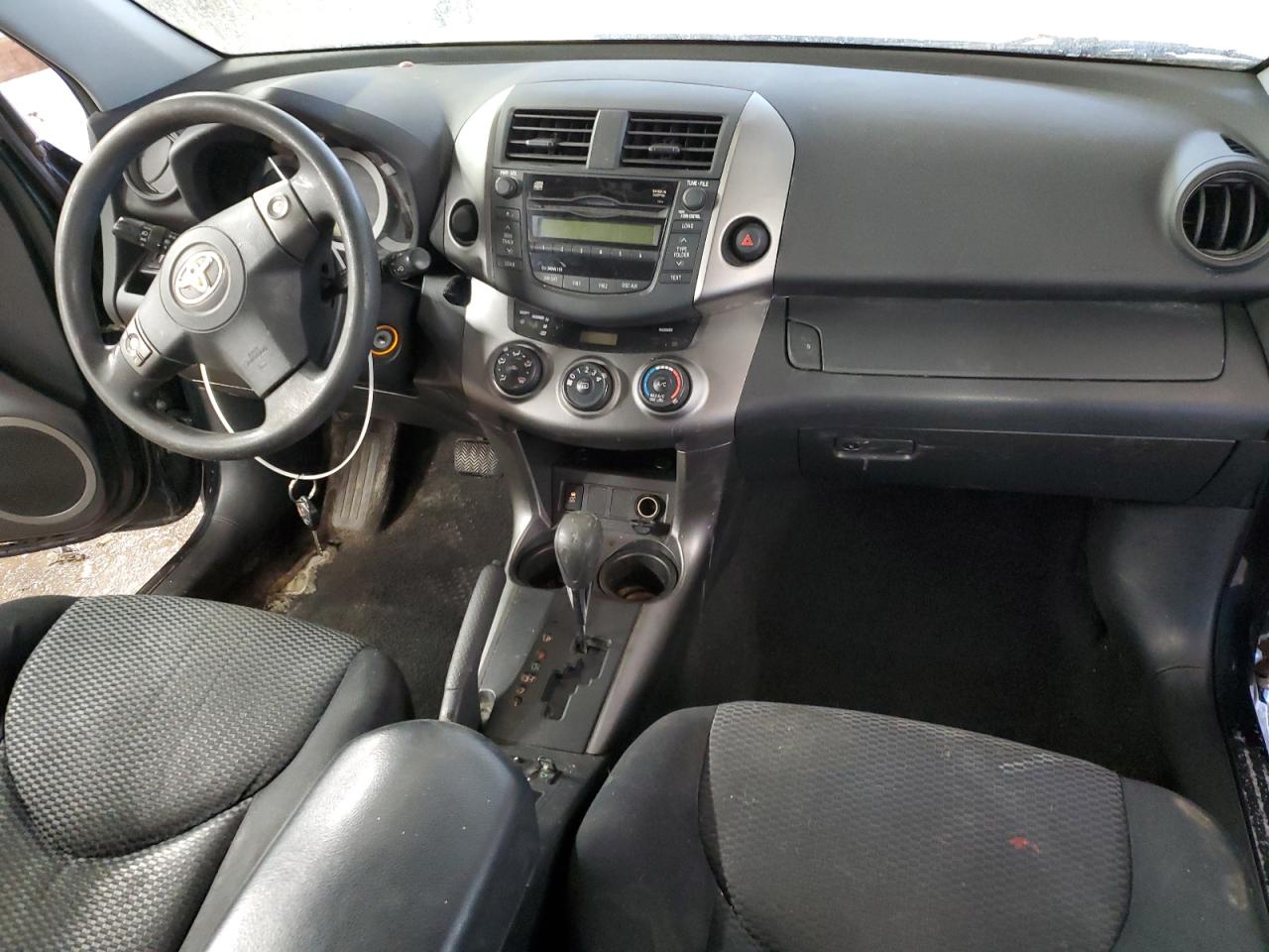 2010 Toyota RAV 4 - Image 8