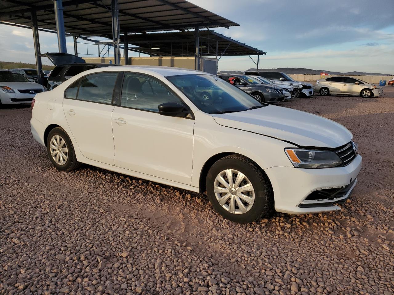 2016 Volkswagen Jetta - Image 4