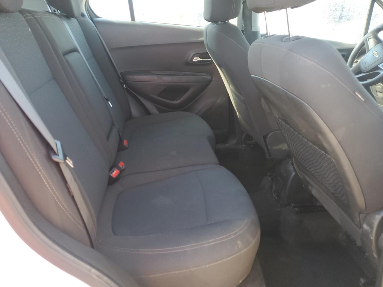 2020 Chevrolet Trax - Image 11