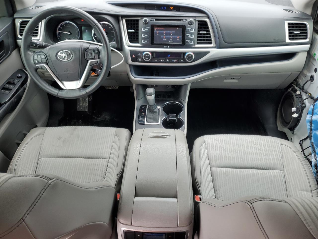 2015 Toyota Highlander - Image 8