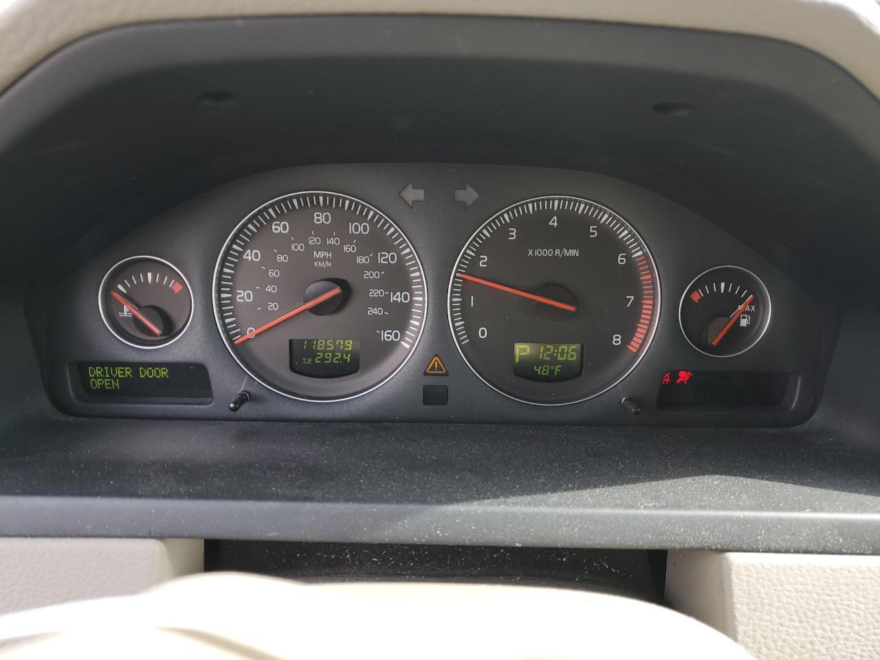 2006 Volvo XC90 - Image 9