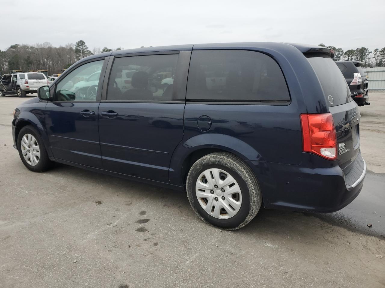 2016 Dodge Caravan - Image 2
