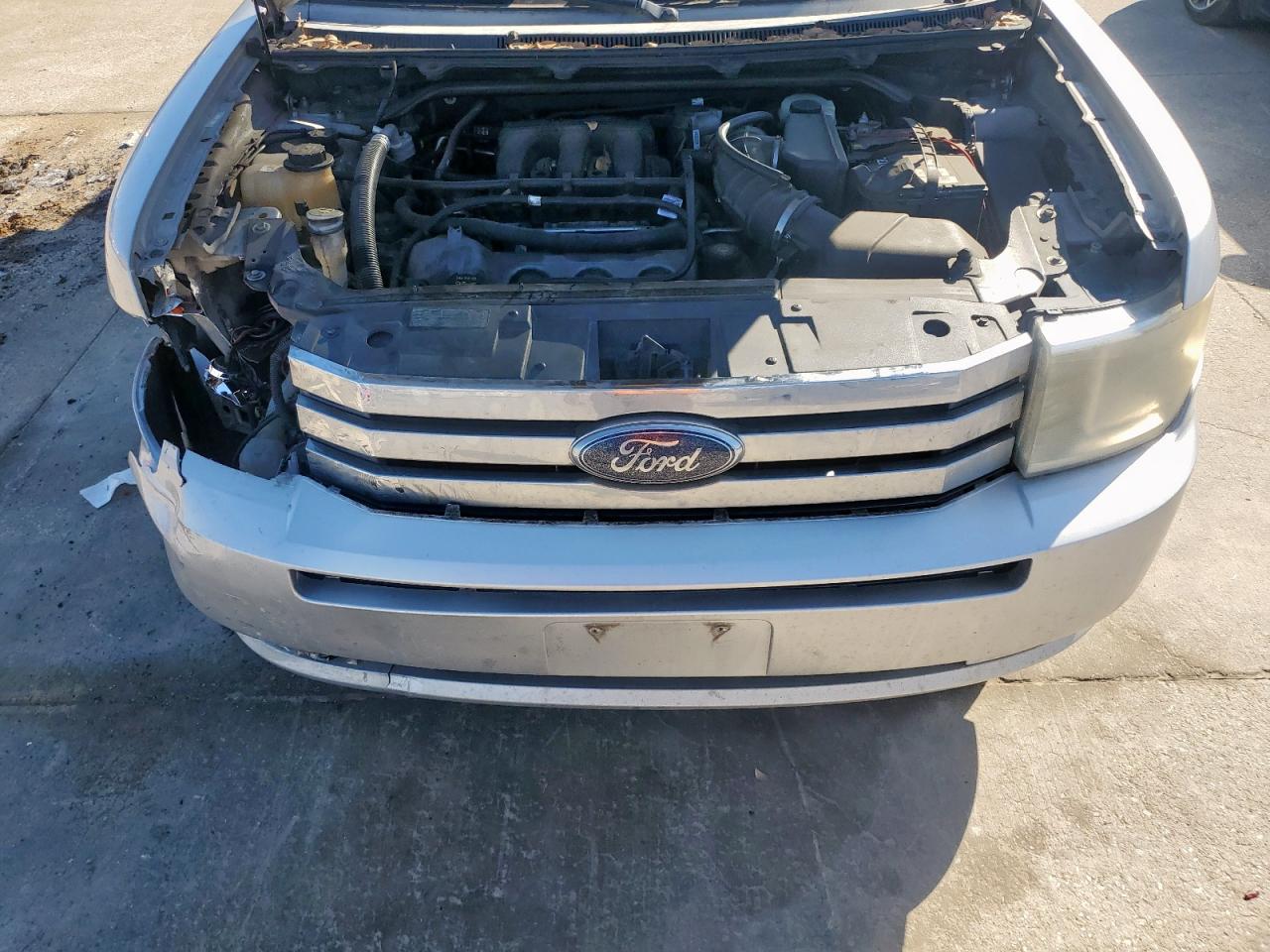 2010 Ford Flex - Image 12