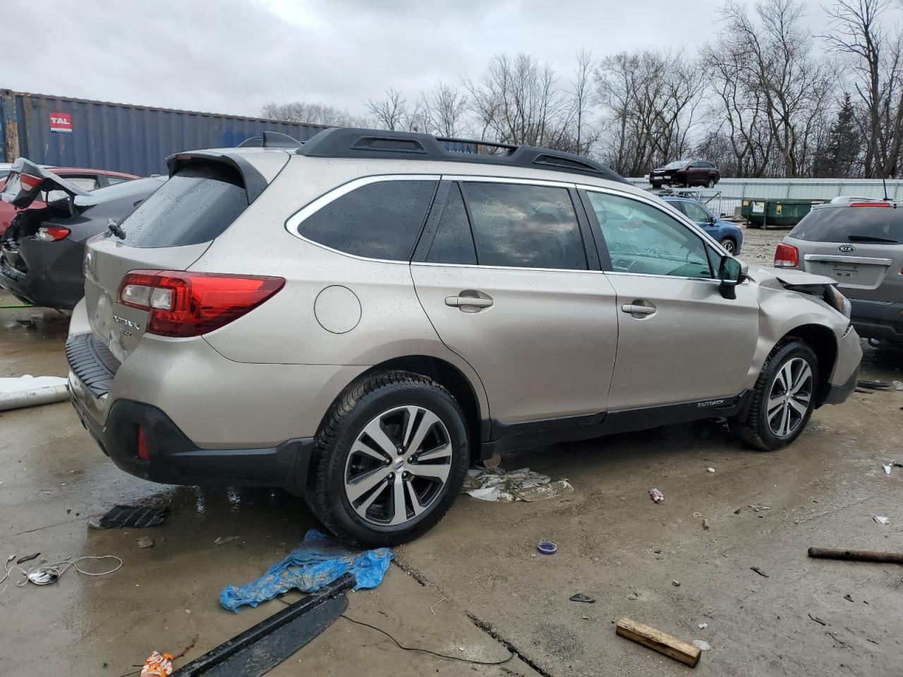 2018 Subaru Outback - Image 3