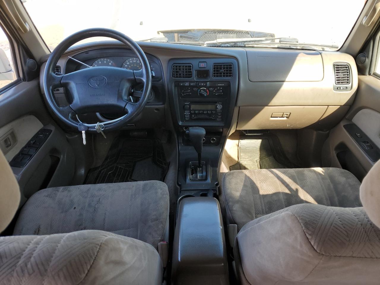 2002 Toyota 4Runner - Image 8
