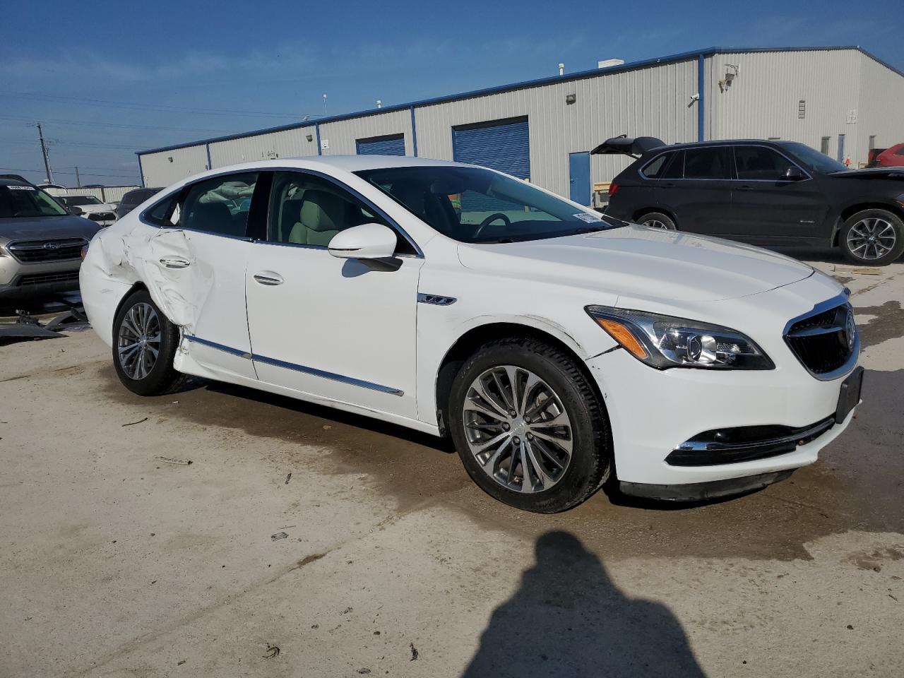 2017 Buick LaCrosse - Image 4