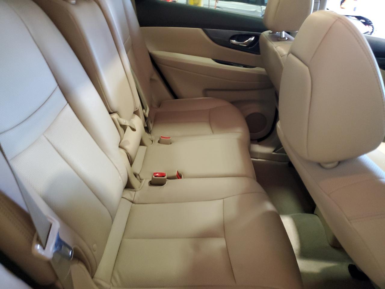 2015 Nissan Rogue S VIN: 5N1AT2MV6FC806621 Lot: 46746105