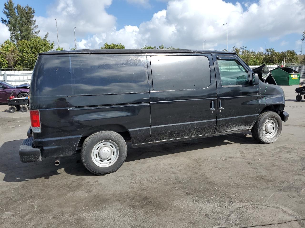 2006 Ford Econoline - Image 3