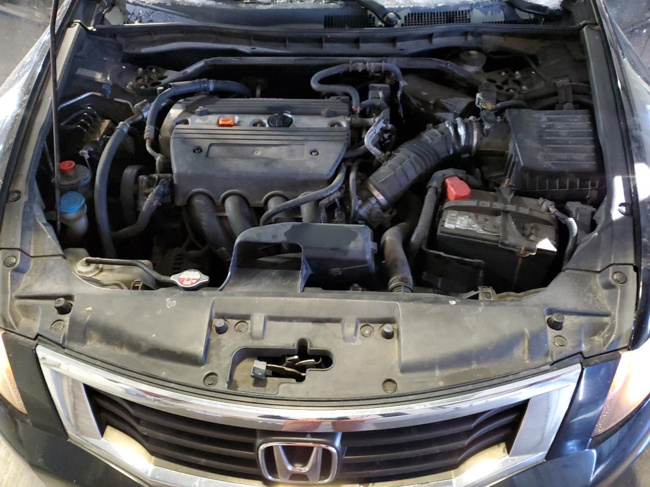 2009 Honda Accord - Image 11
