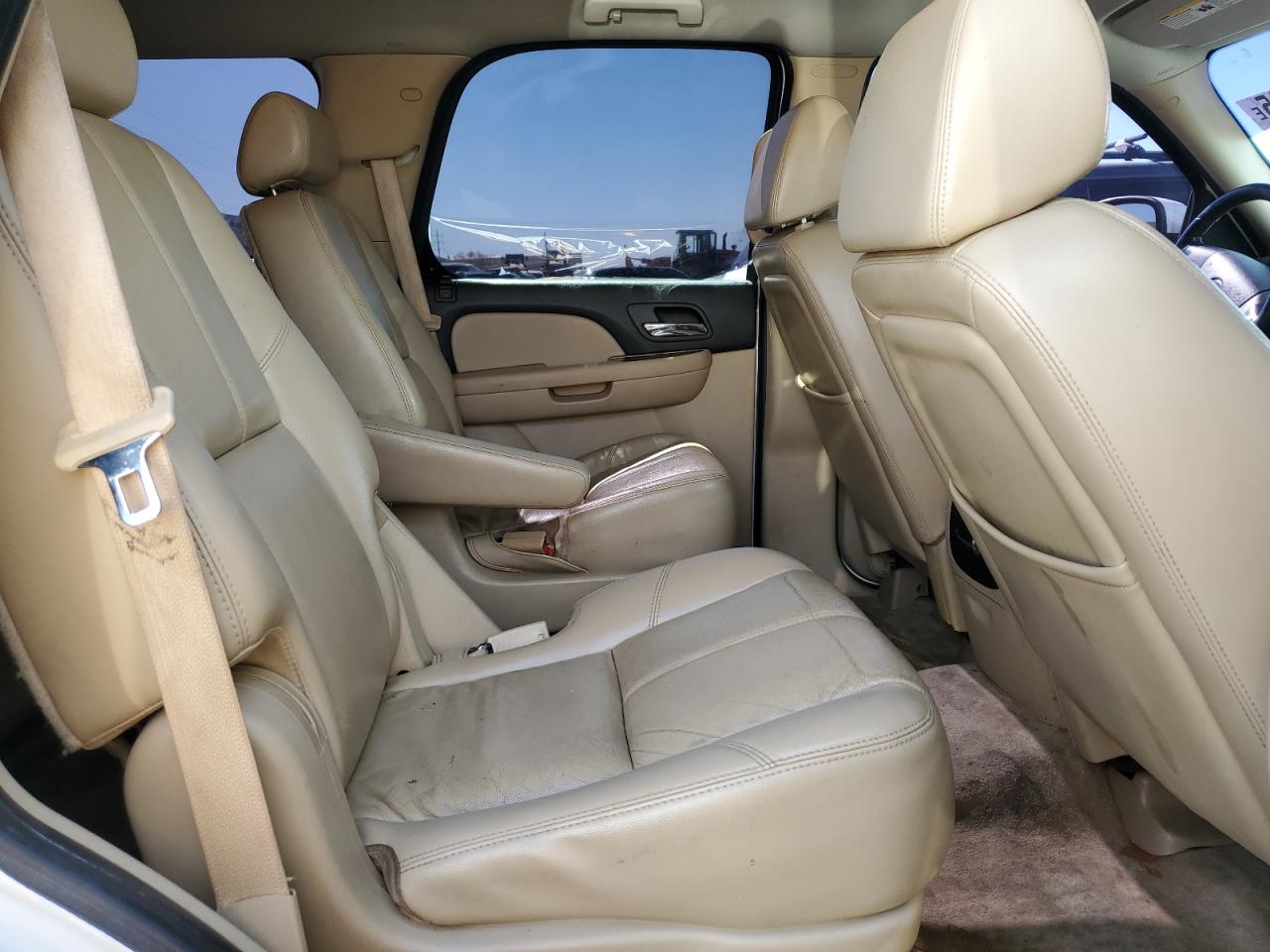 2007 Chevrolet Tahoe - Image 11