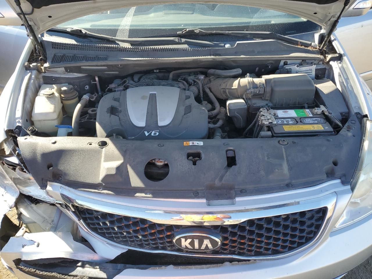 2014 Kia Sedona - Image 14