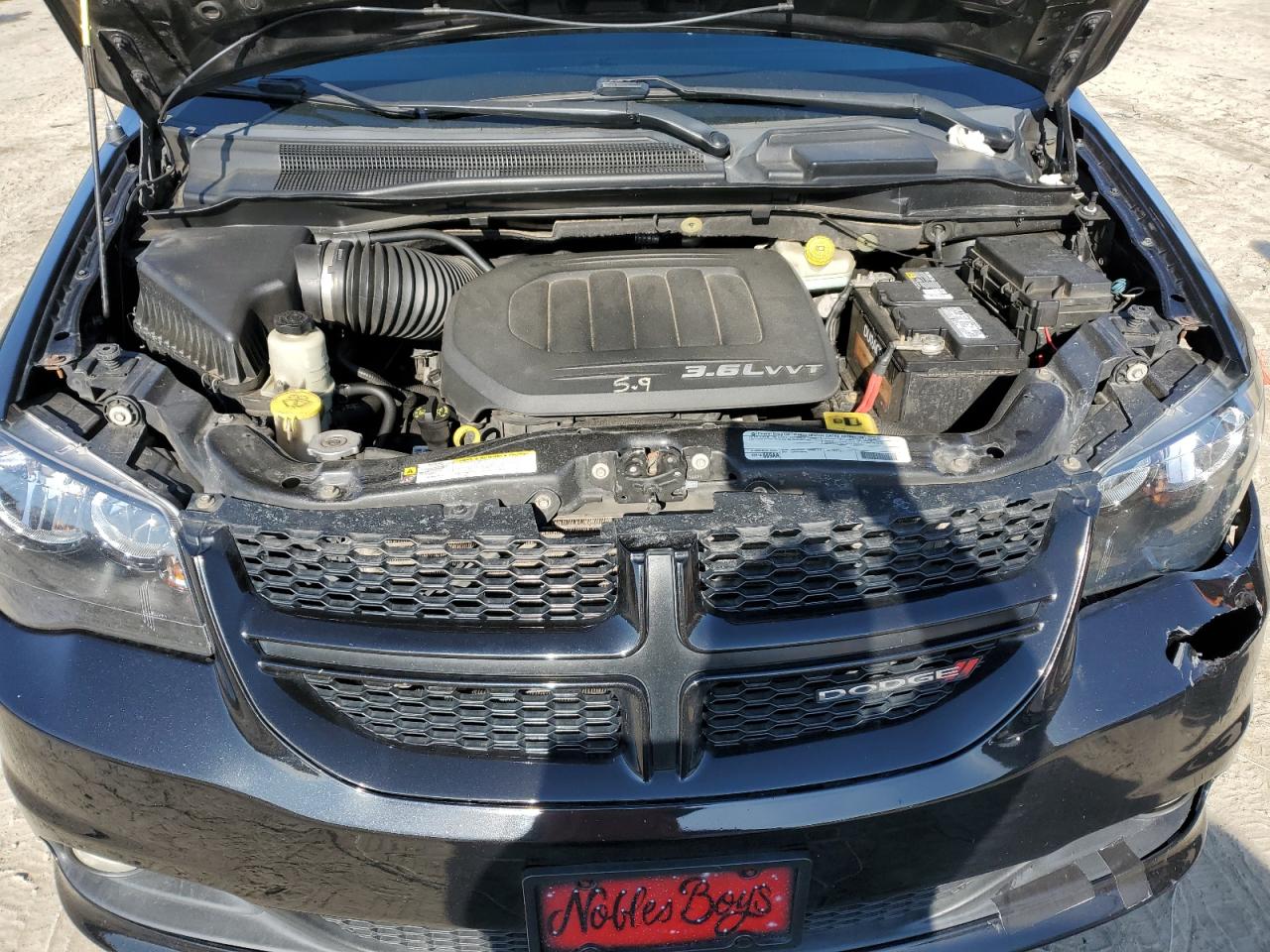 2012 Dodge Caravan - Image 12