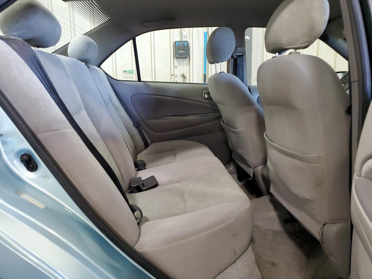 2002 Toyota Prius - Image 10