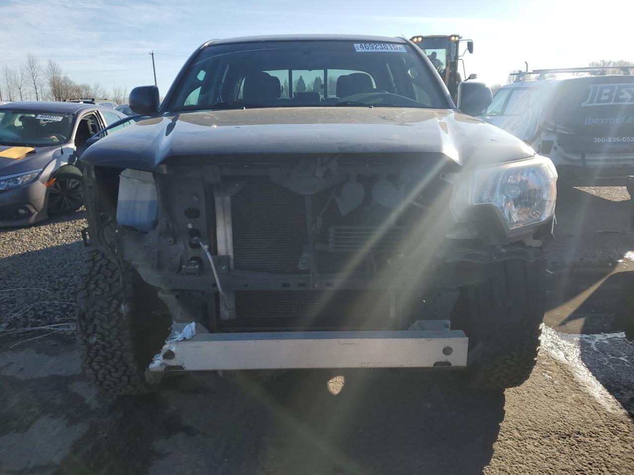 2015 Toyota Tacoma - Image 5
