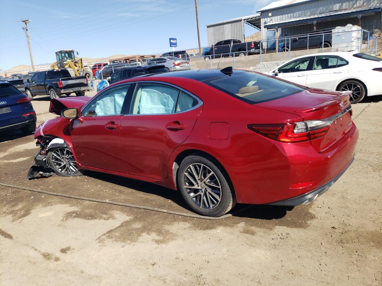 2016 Lexus ES - Image 2