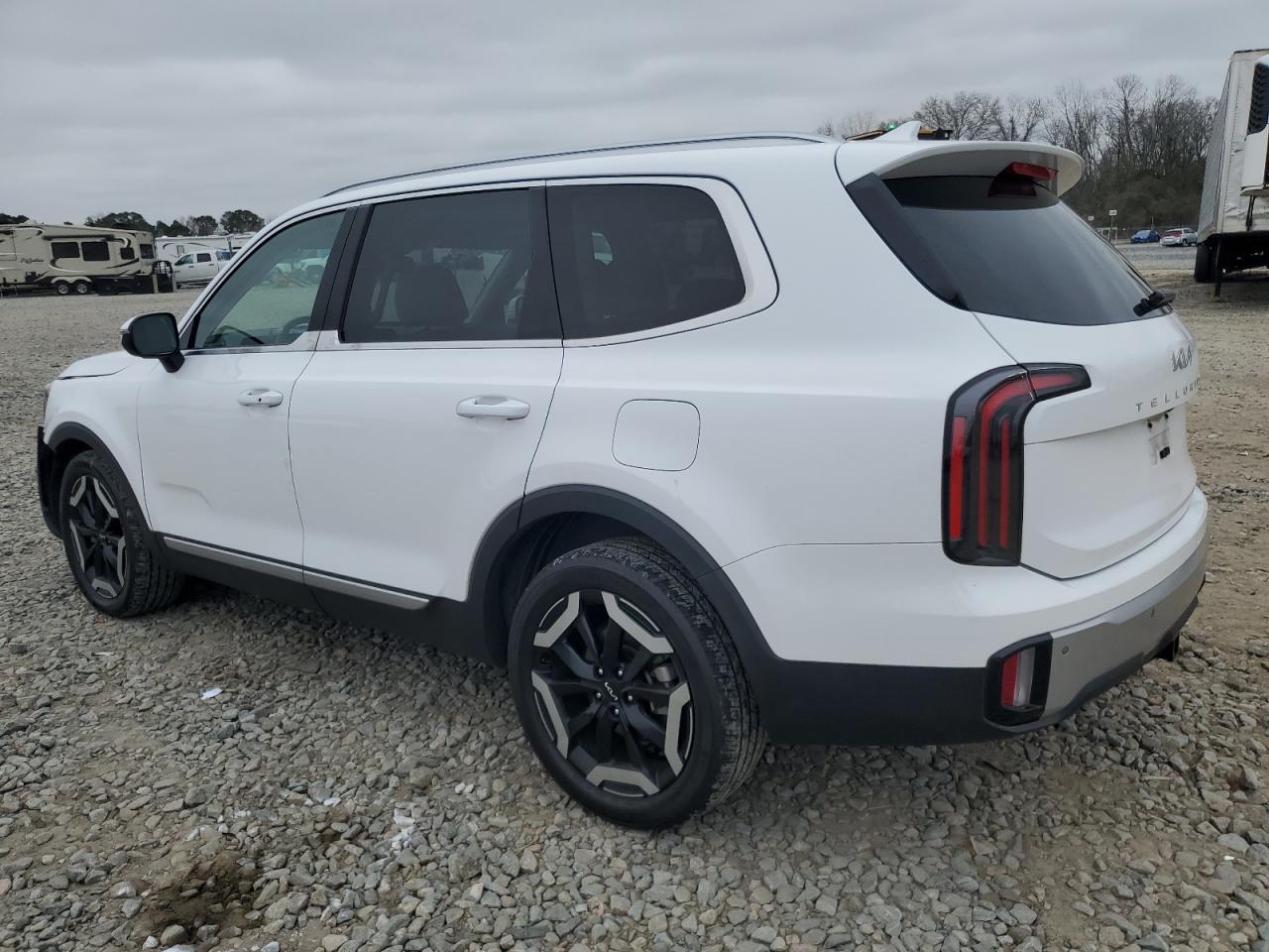 2023 Kia Telluride - Image 2