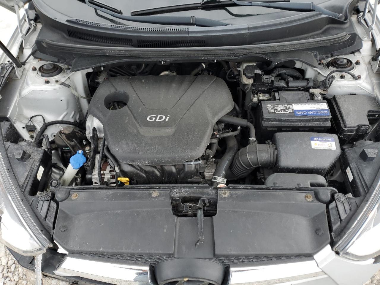 2017 Hyundai Veloster - Image 11