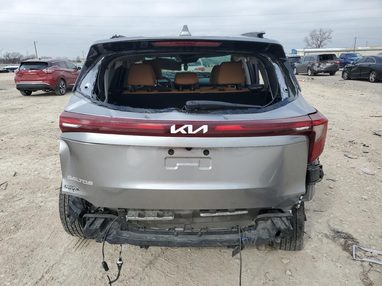 2024 Kia Seltos - Image 6