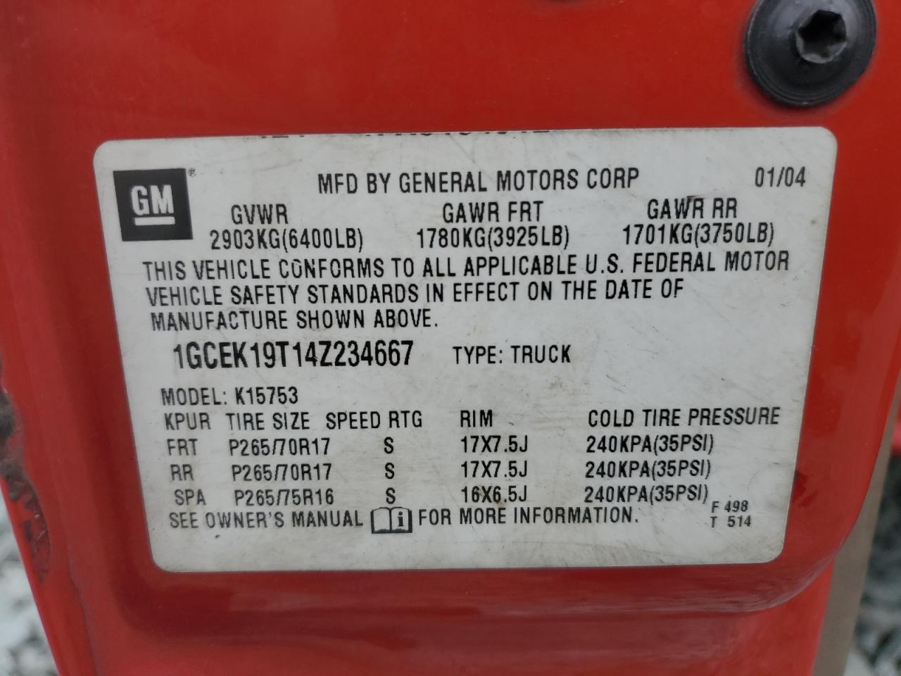 2004 Chevrolet Silverado - Image 12
