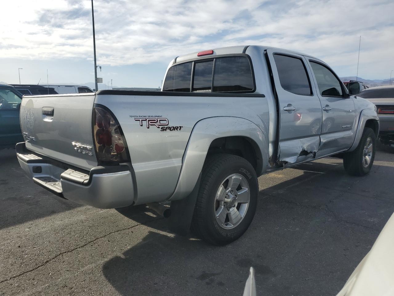 2005 Toyota Tacoma - Image 3