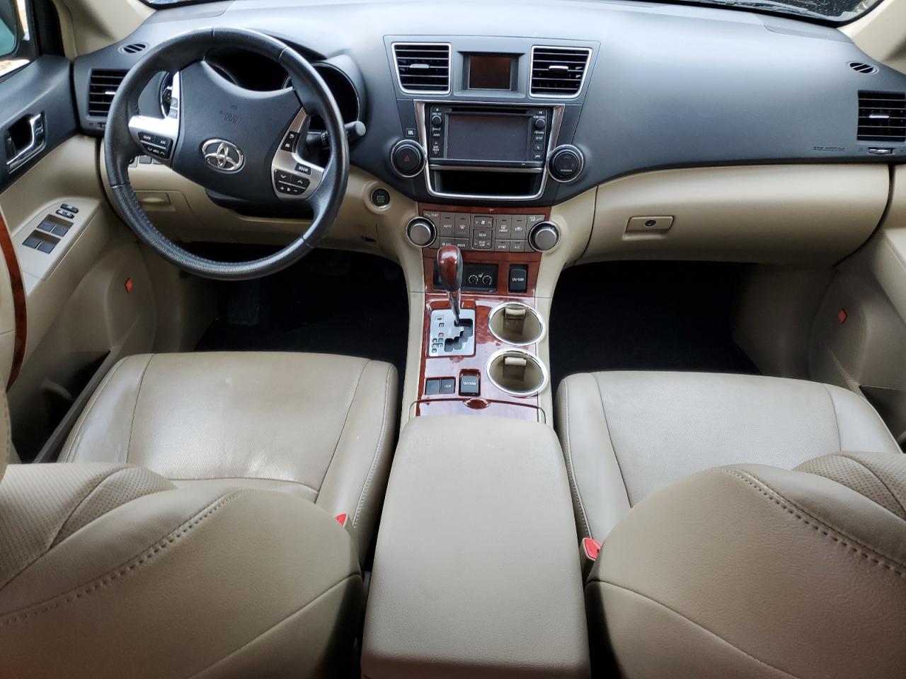 2013 Toyota Highlander - Image 8