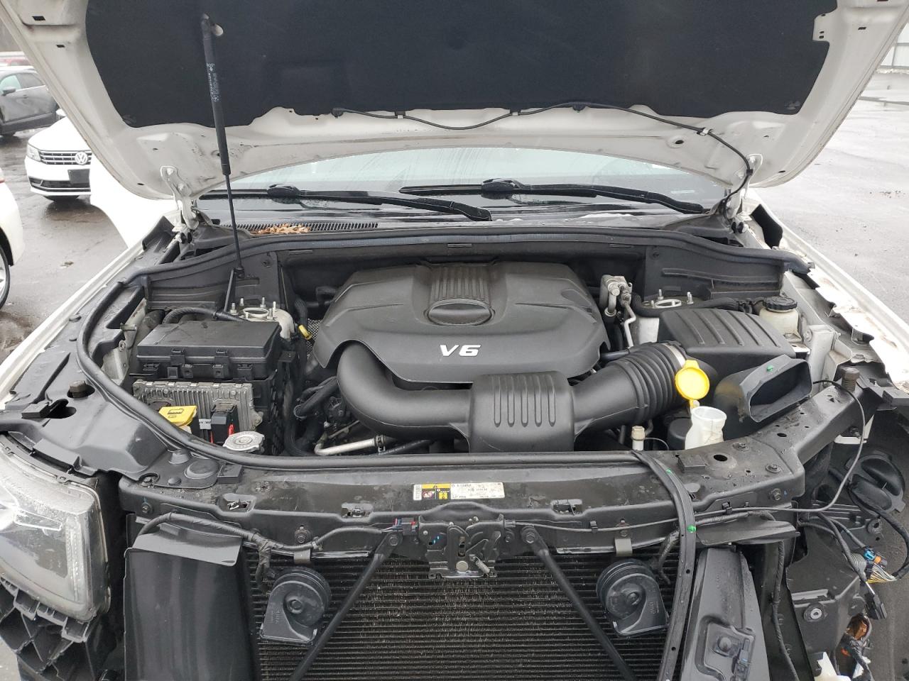 2015 Jeep Grand Cherokee - Image 12