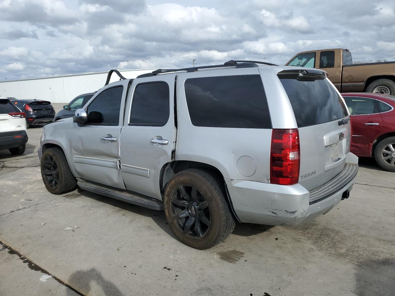 2012 Chevrolet Tahoe - Image 2