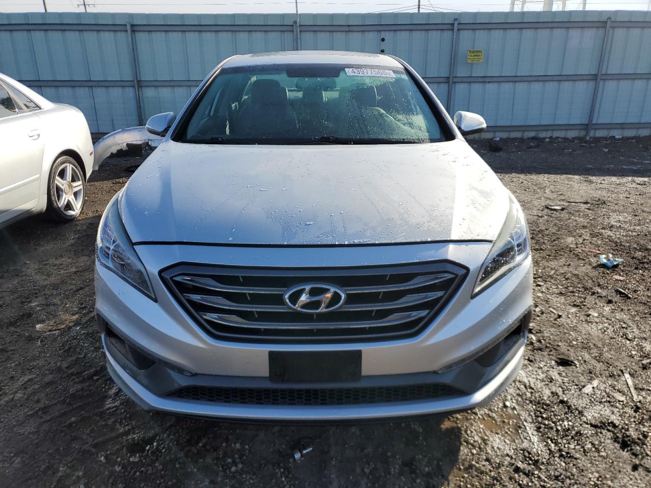 2016 Hyundai Sonata - Image 5