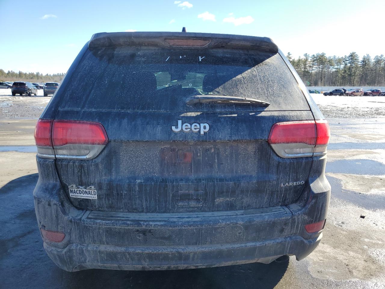 2018 Jeep Grand Cherokee - Image 6