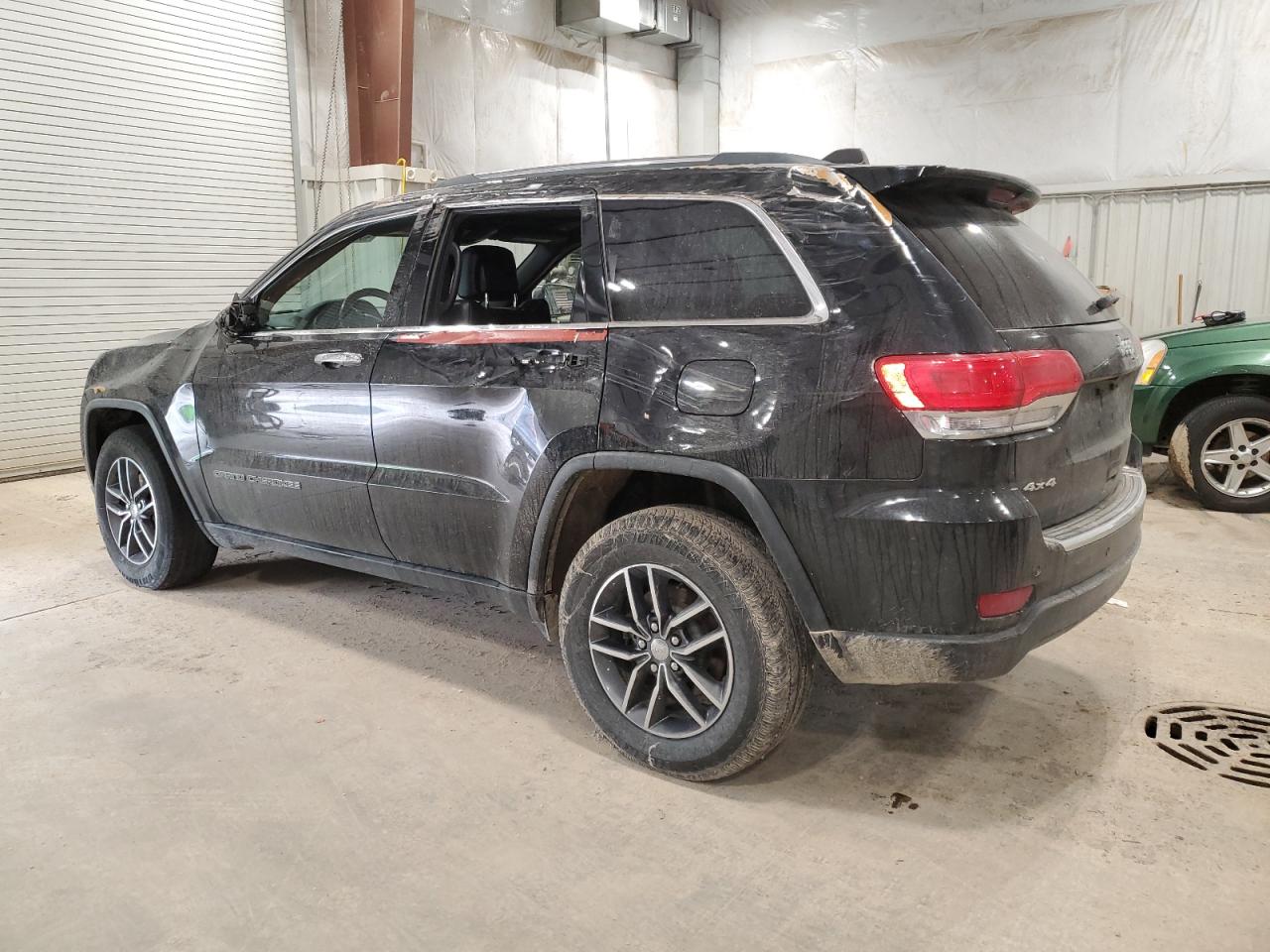 2017 Jeep Grand Cherokee - Image 2