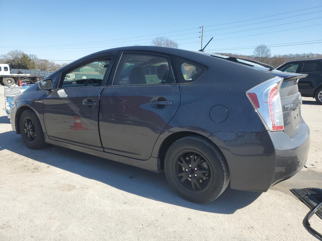 2014 Toyota Prius - Image 2
