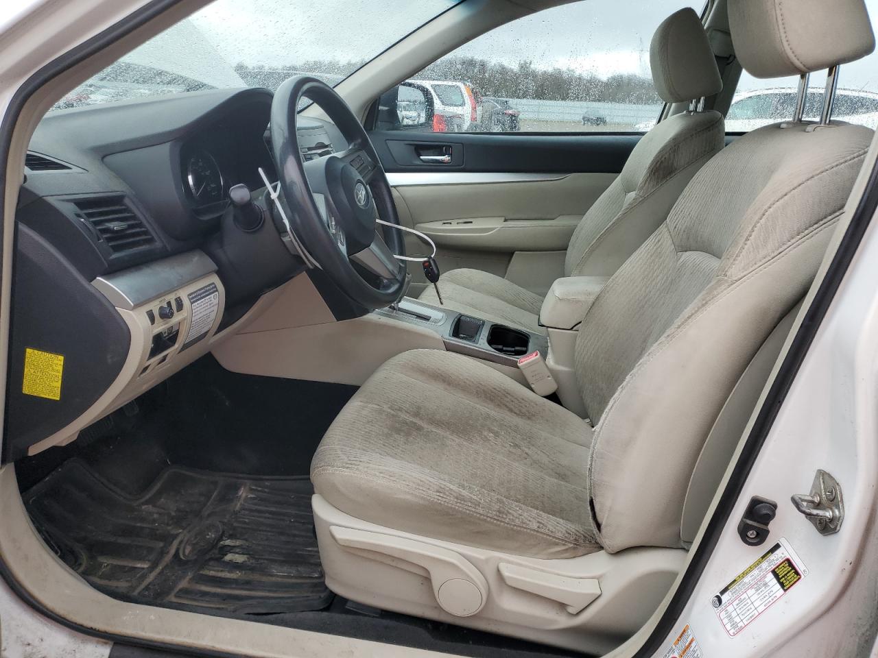 2011 Subaru Outback - Image 7