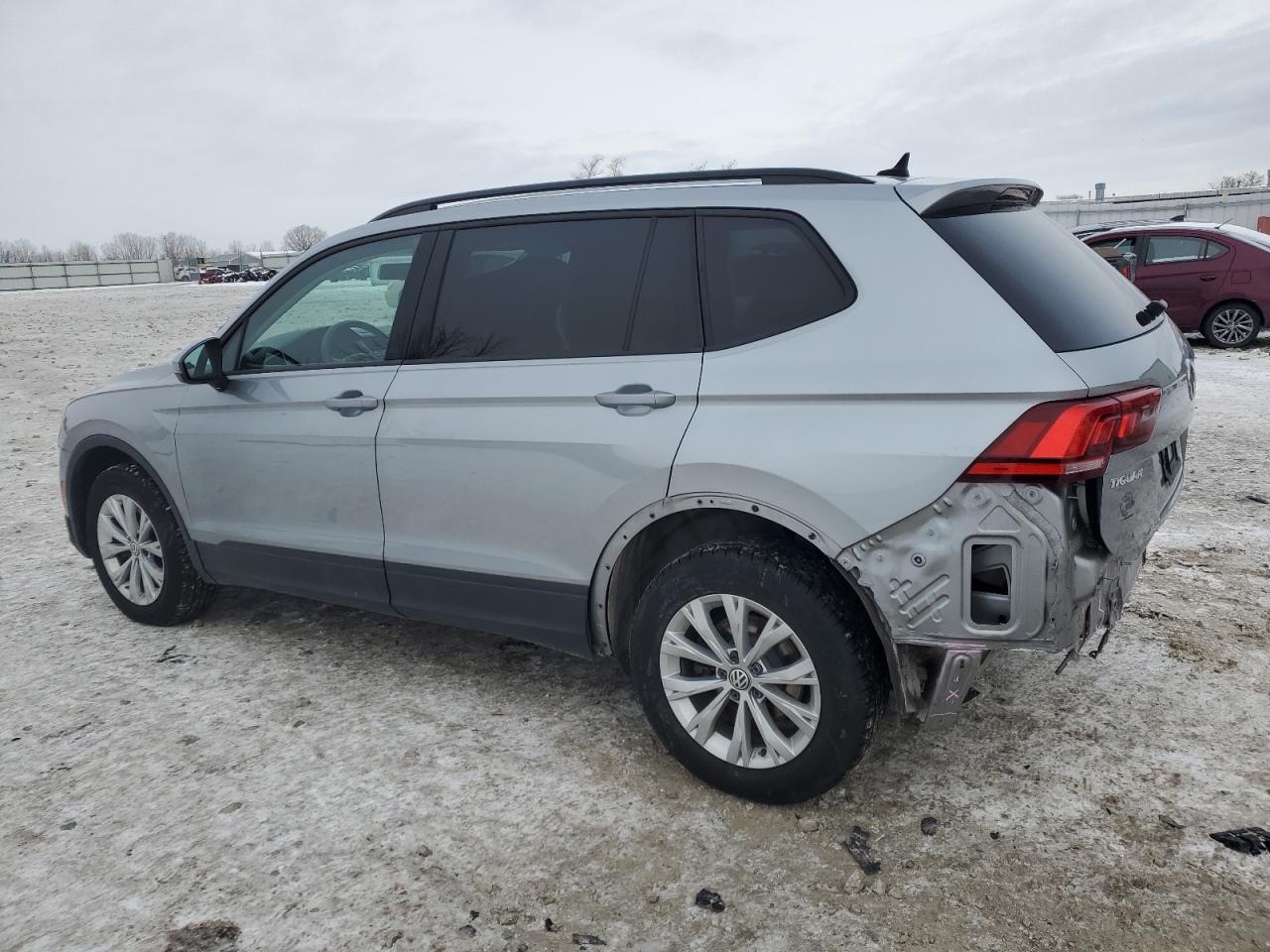 2020 Volkswagen Tiguan - Image 2