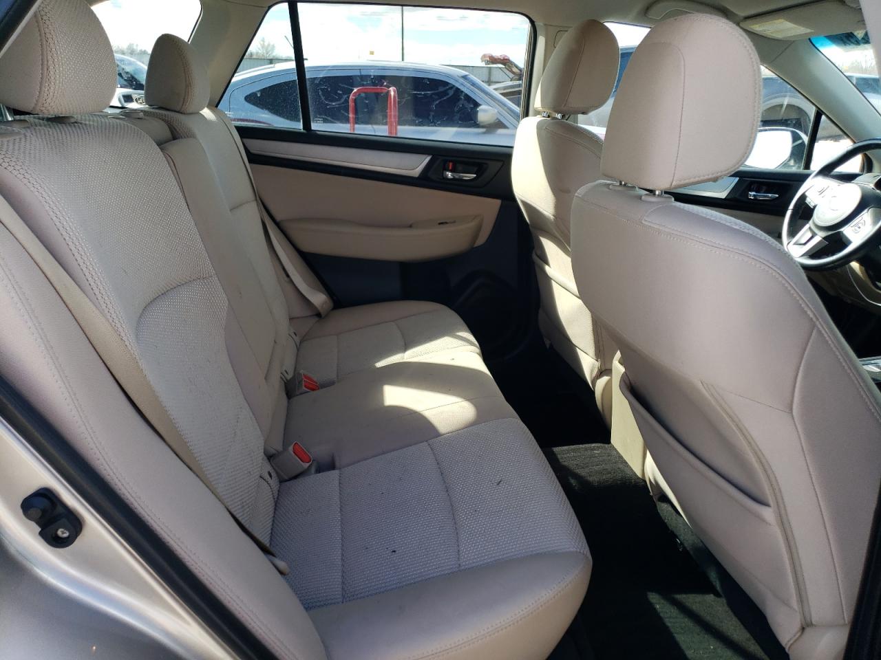 2015 Subaru Outback - Image 11