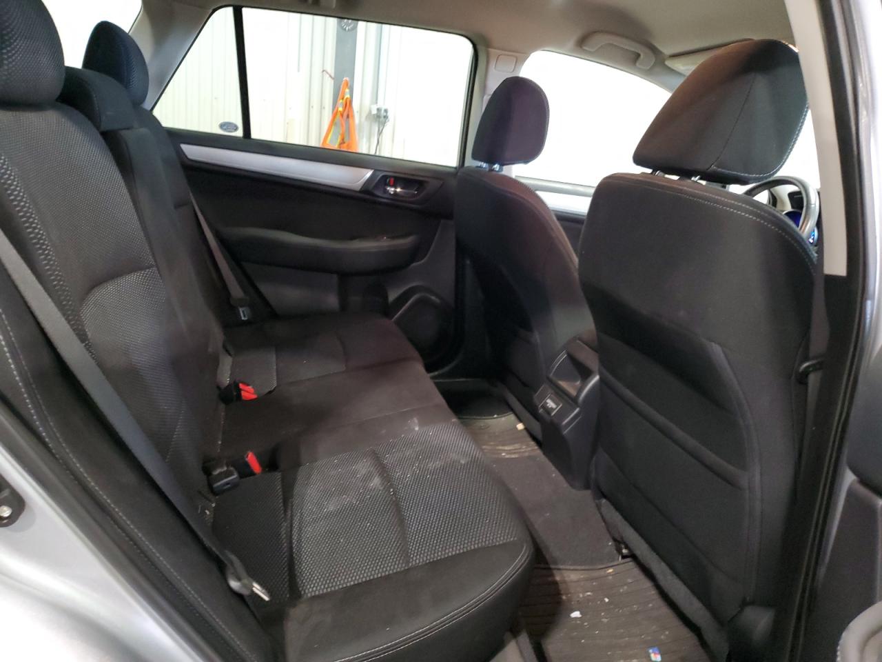 2018 Subaru Outback - Image 11