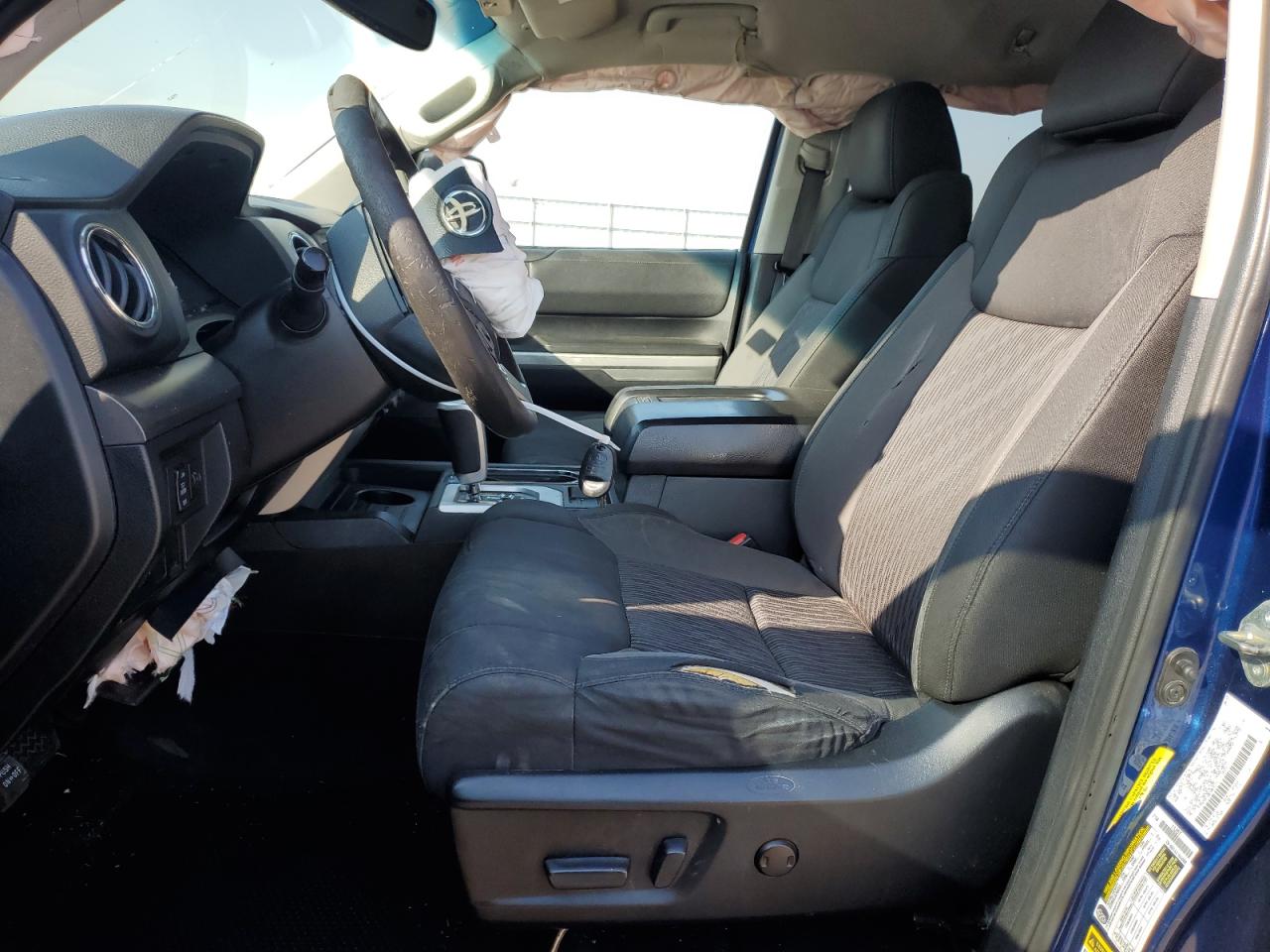 2014 Toyota Tundra - Image 7