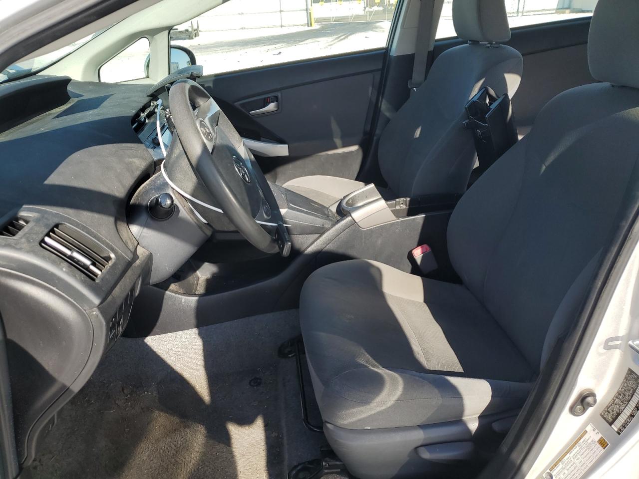 2012 Toyota Prius - Image 7