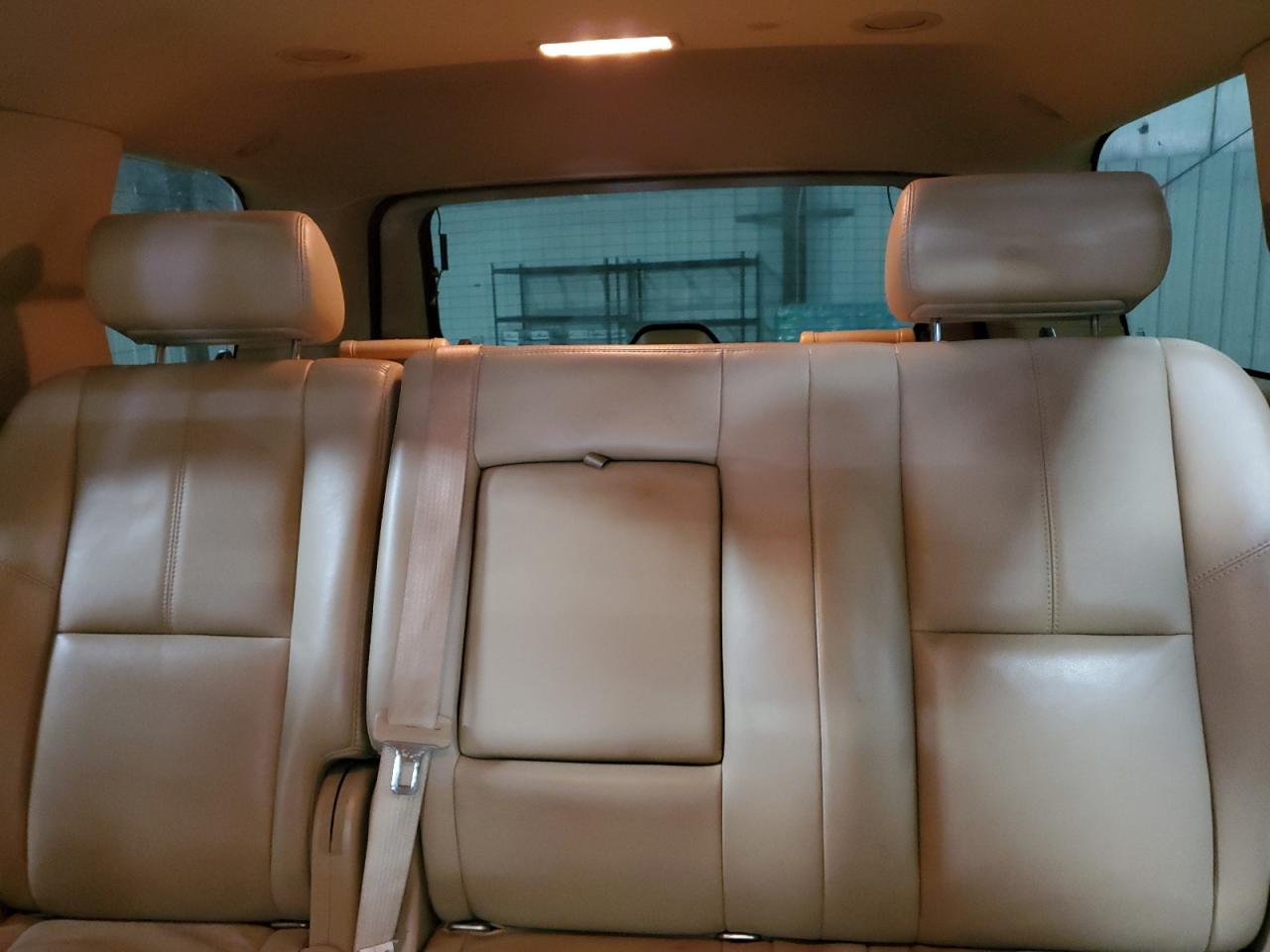 2010 Chevrolet Tahoe - Image 10