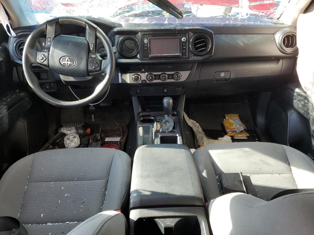 2019 Toyota Tacoma - Image 8
