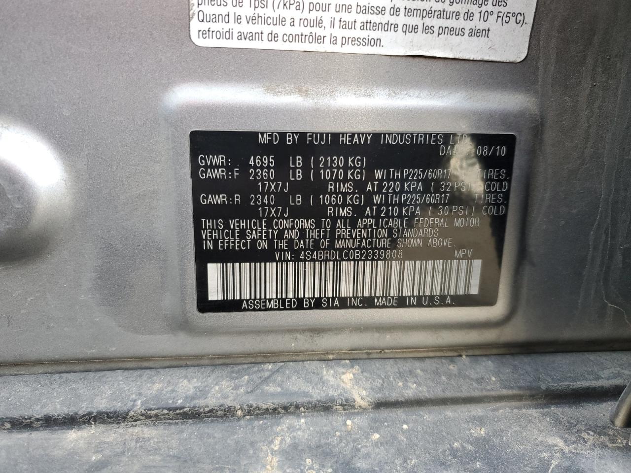 2011 Subaru Outback - Image 15
