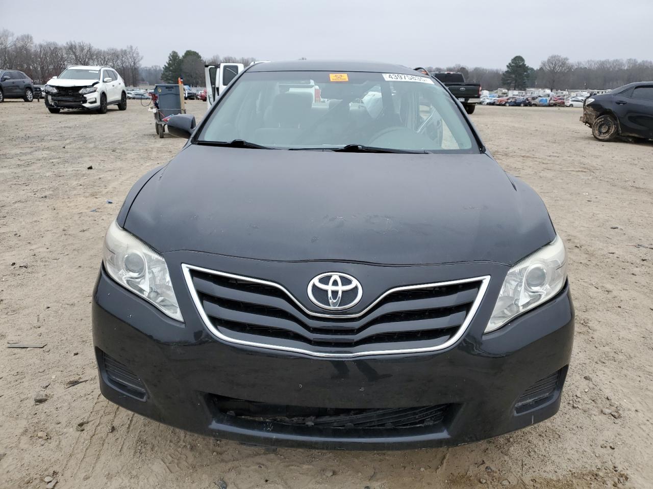 2011 Toyota Camry - Image 5