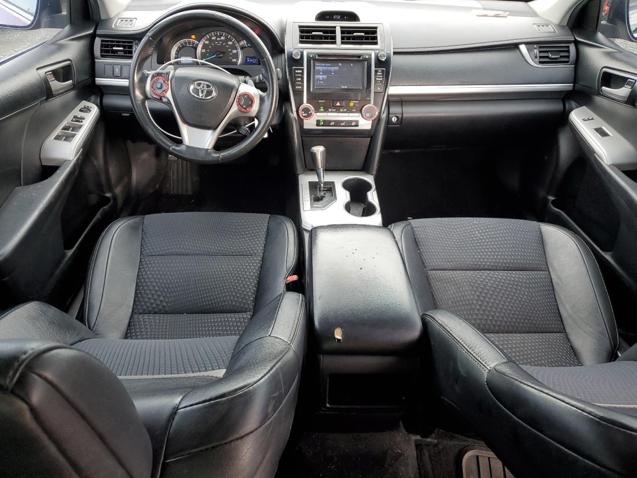 2014 Toyota Camry - Image 8