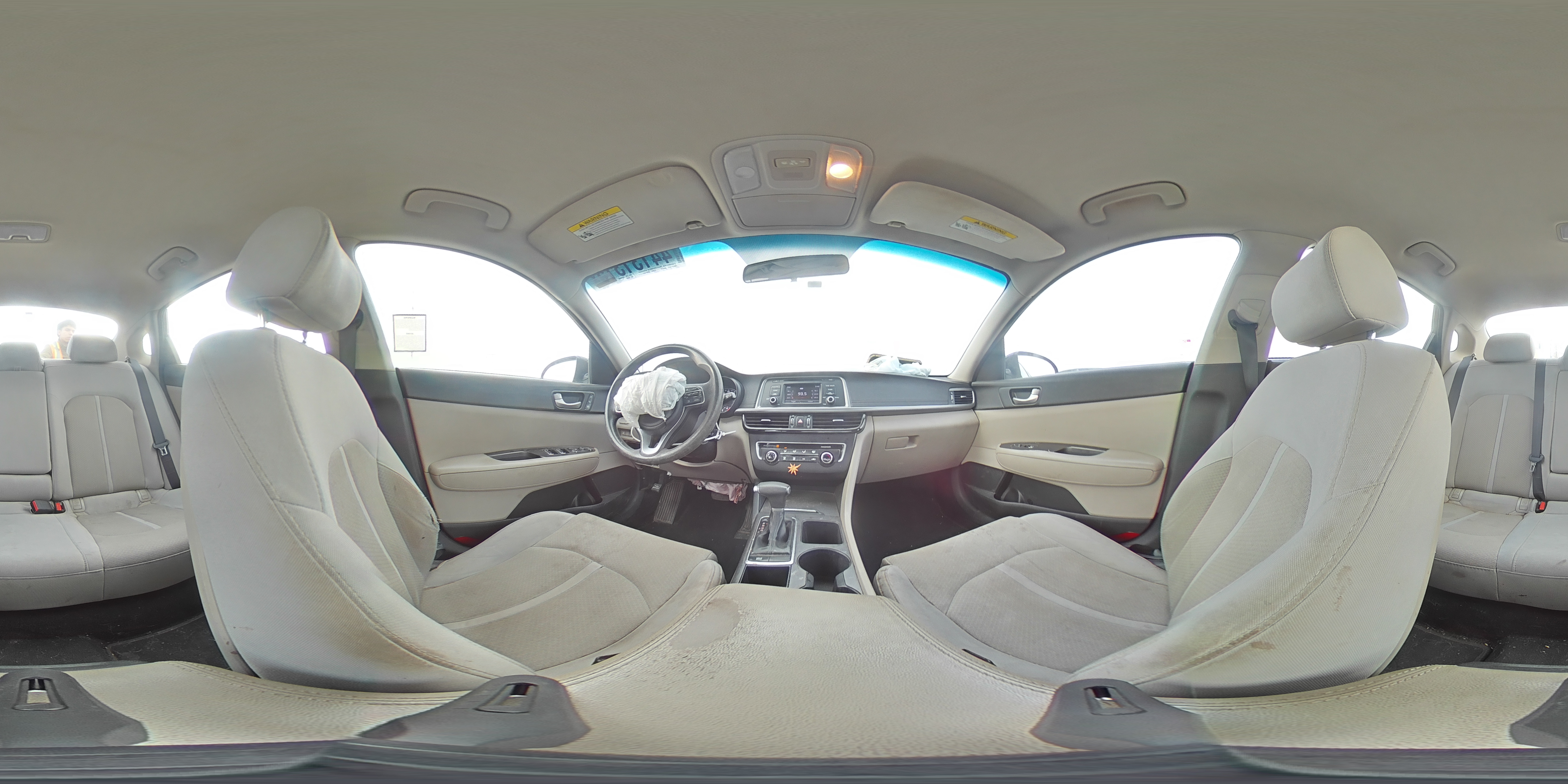 2017 Kia Optima - Image 13