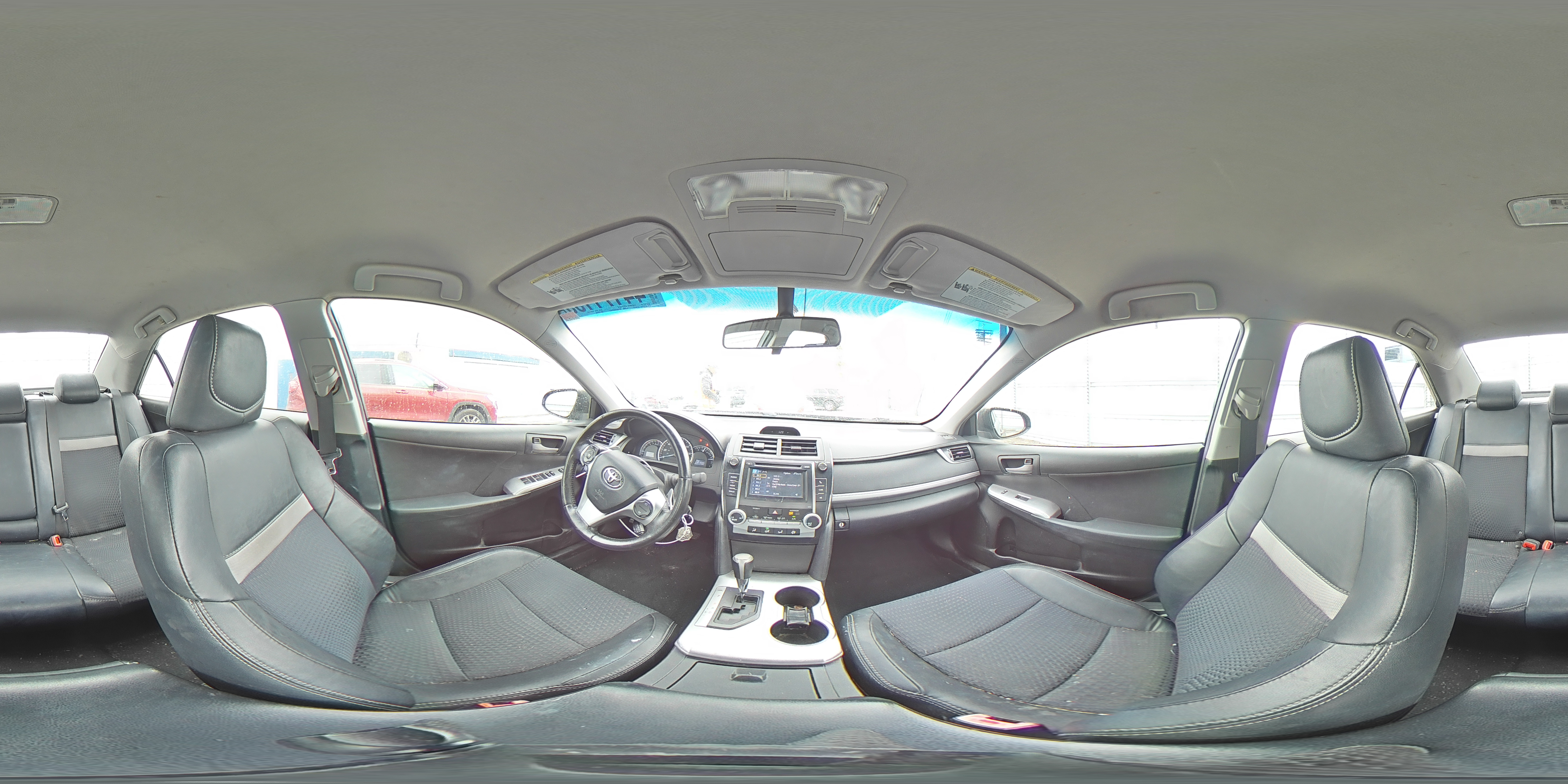 2012 Toyota Camry - Image 13