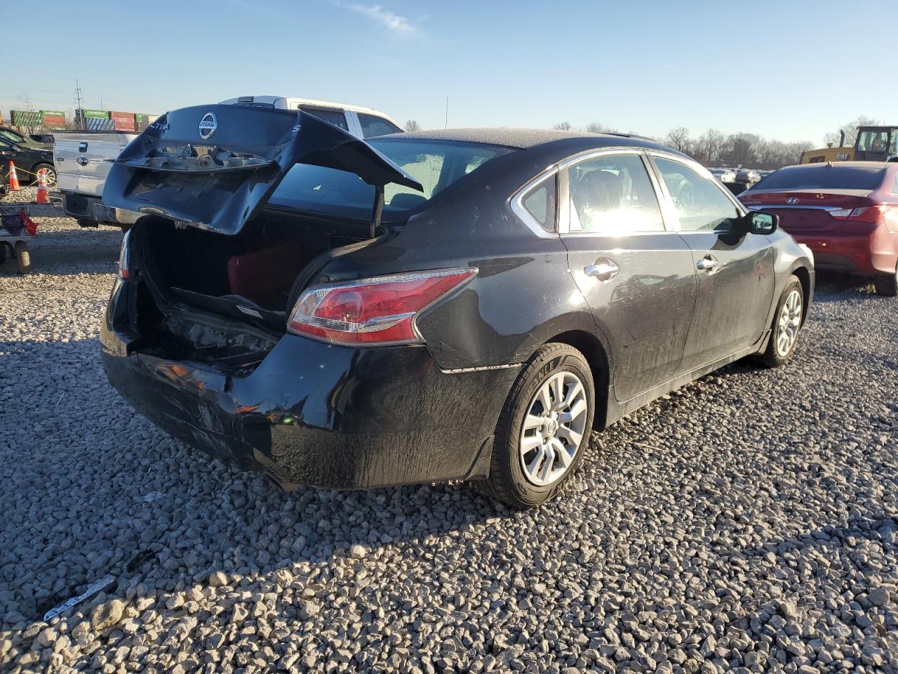 2015 Nissan Altima - Image 3