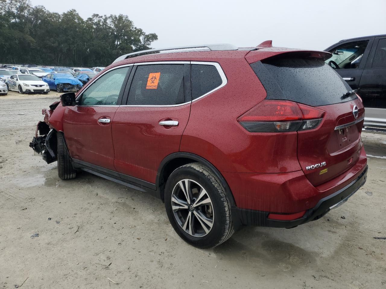 2019 Nissan Rogue - Image 2