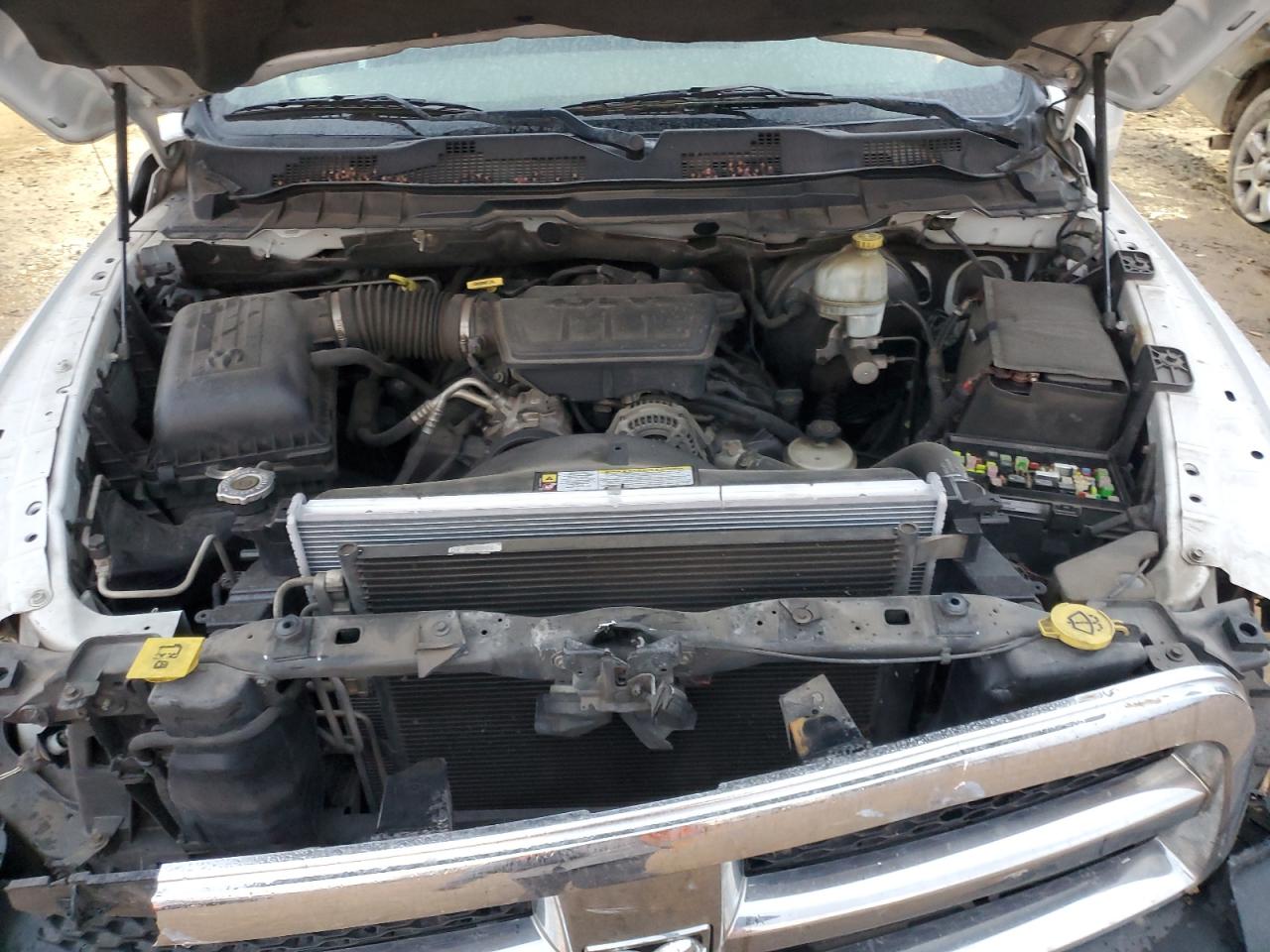 2010 Dodge RAM - Image 12