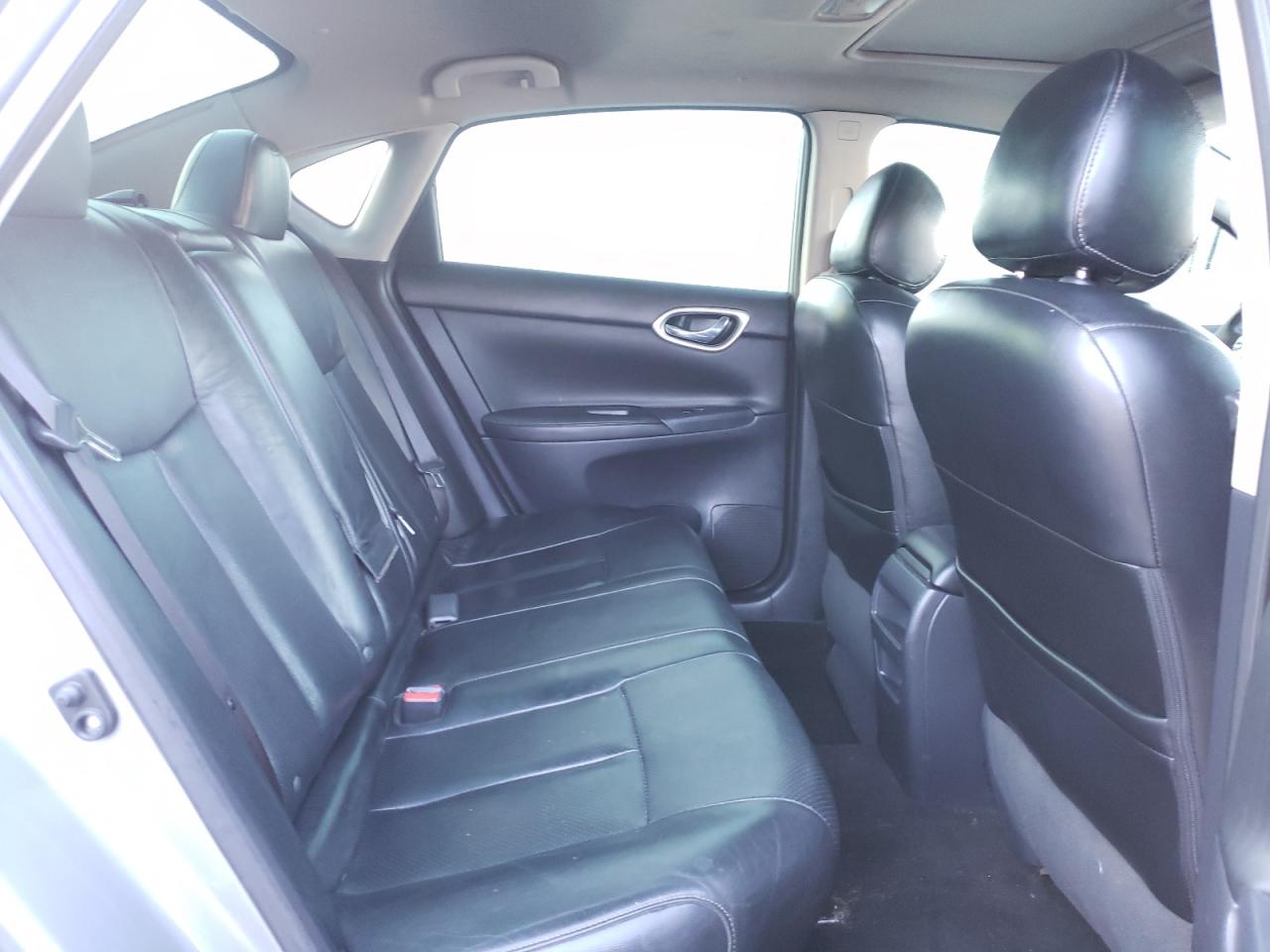 2014 Nissan Sentra - Image 10